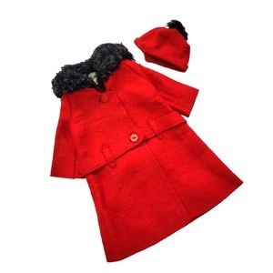 Barbie Its Cold Outside #819 Red Fur Trimmed Coat & Matching Hat Vintage…